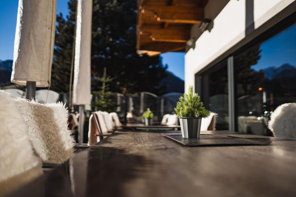 Herz3 Hotel Bar Restaurant Trattoria Hollersbach im Pinzgau Buitenkant foto